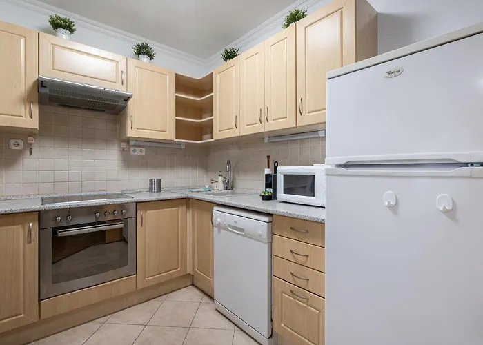 Moonlit Muse Apartament