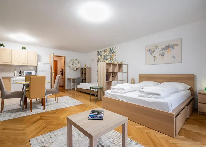 Apartament Moonlit Muse *